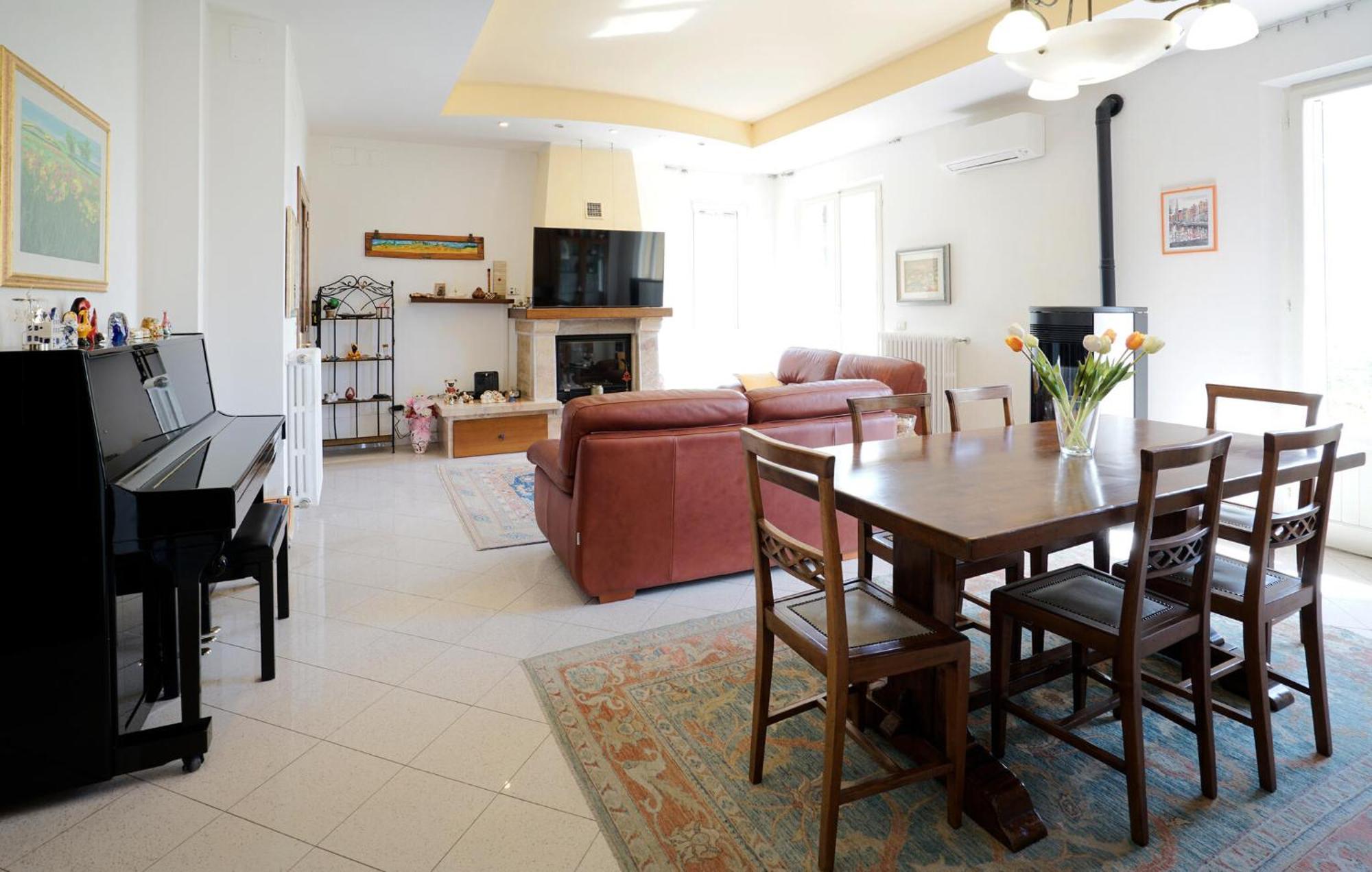 Stunning Home In Chianciano Terme With Wifi Exteriör bild